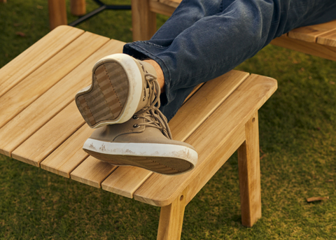 Complete Guide to Outdoor Footrests and Ottomans