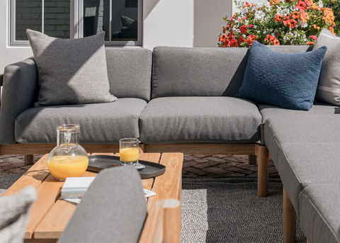How to Style Outdoor Throw Pillows like a Designer
