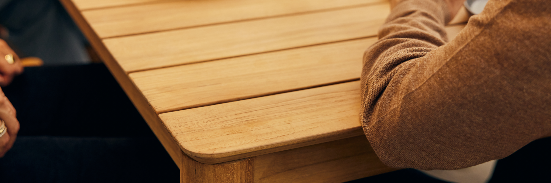 Outdoor Wood Furniture Buyer's Guide