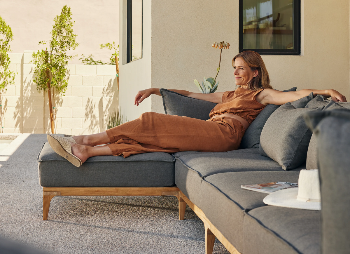 Bluff Chaise Sectional - Sunbrella Huntington Parchment / Five Piece with Chaise, alternate view