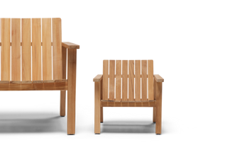 Low Chair Jr., side by side, front view