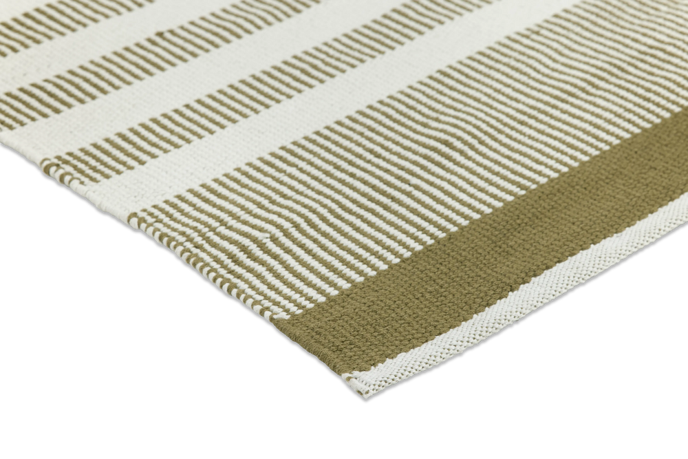 Dune Rug, 8 by 5 ft., in Basil, corner detail
